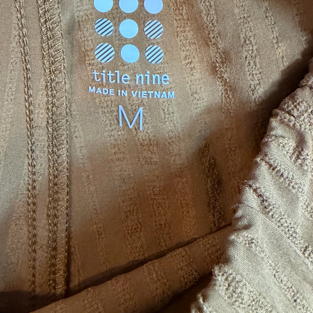 Title Nine Mustard Staycation Cropped Elastic Waist Pants Size M - Picture 6 of 12